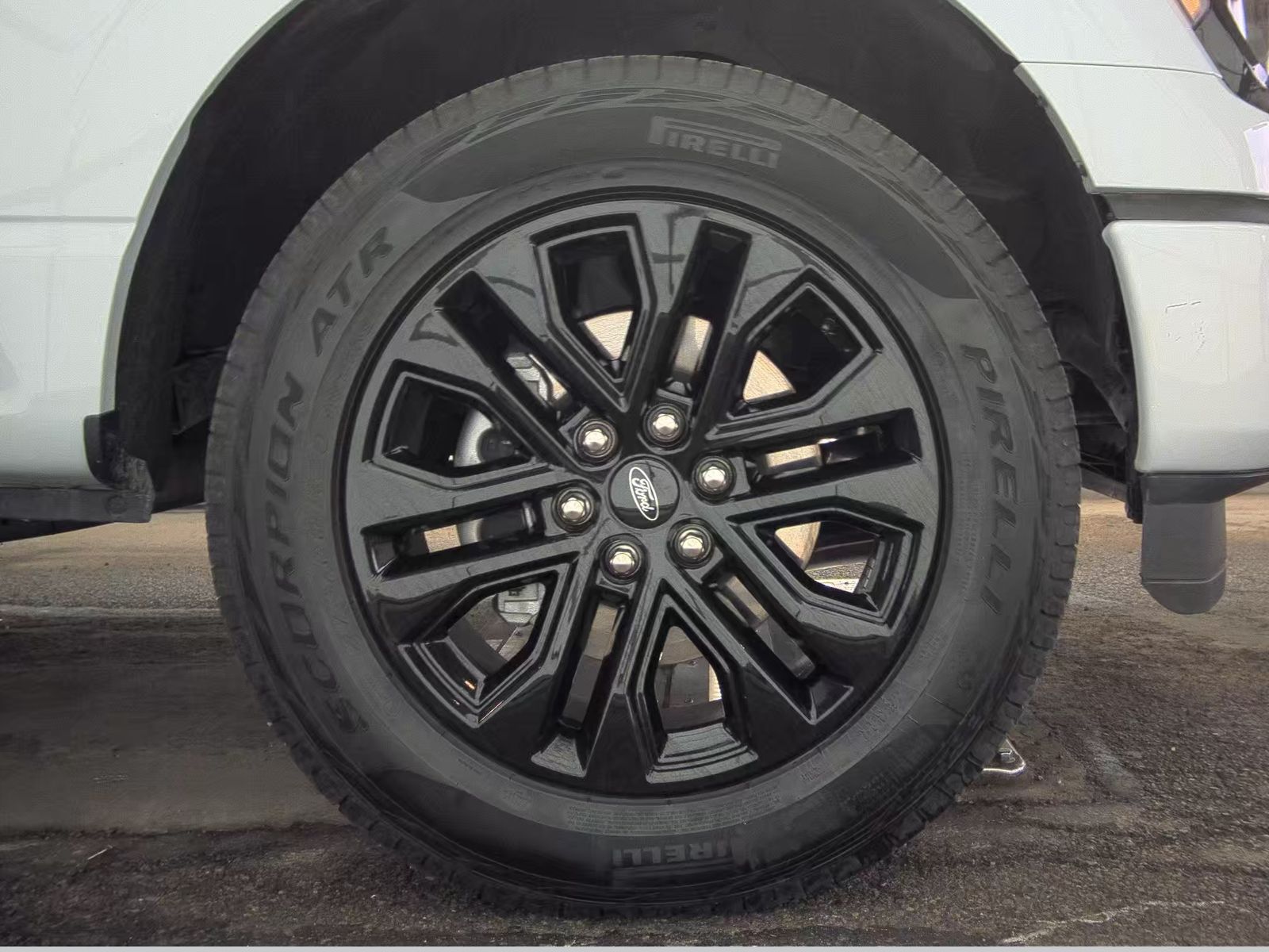 2025 Ford F-150 XLT AWD