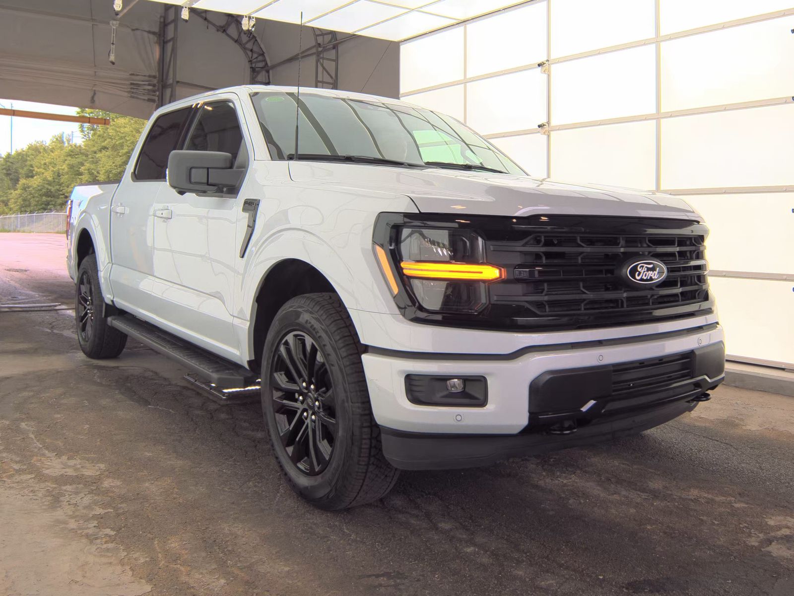 2025 Ford F-150 XLT AWD
