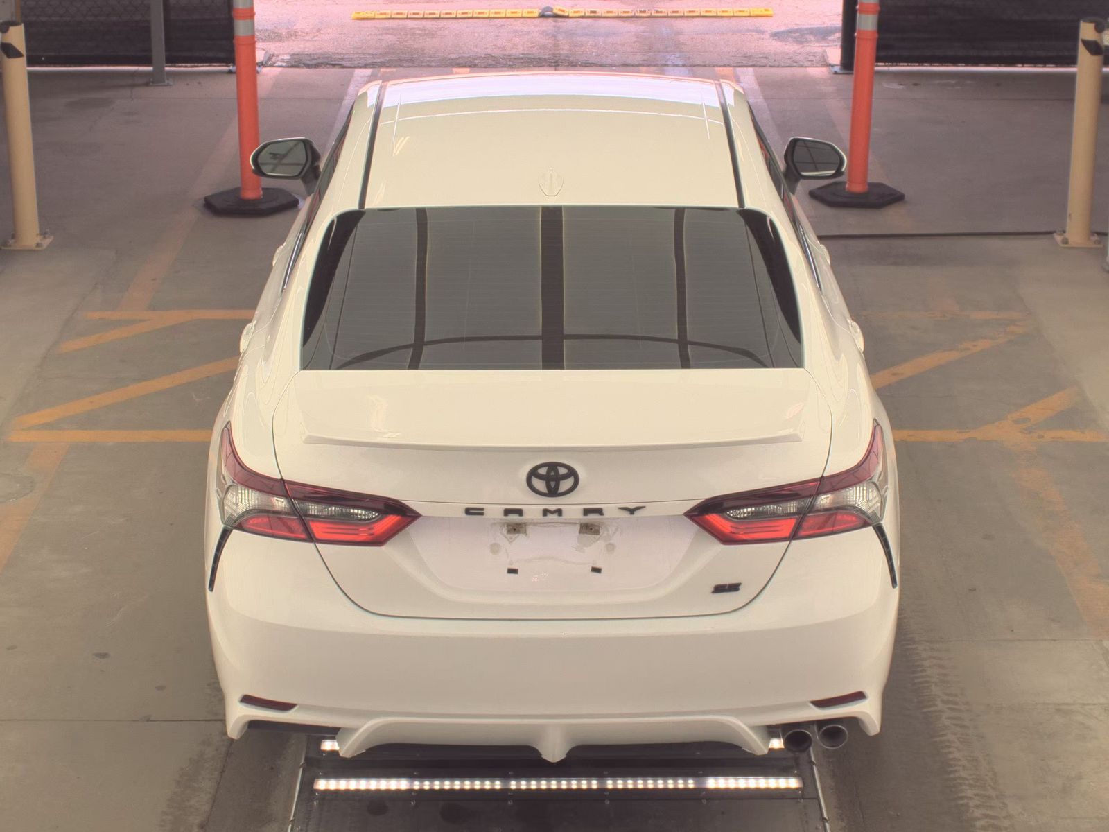 TOYOTA CAMRY - 7