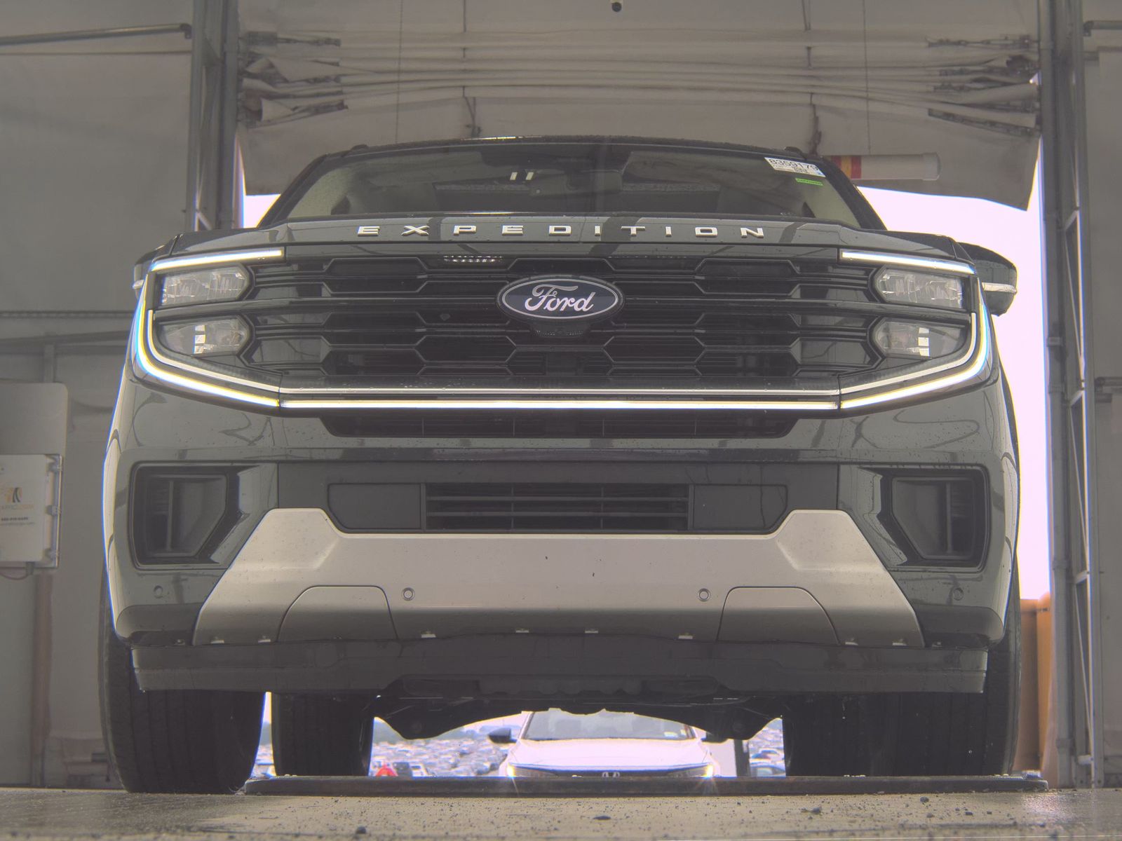 FORD EXPEDITION - 4