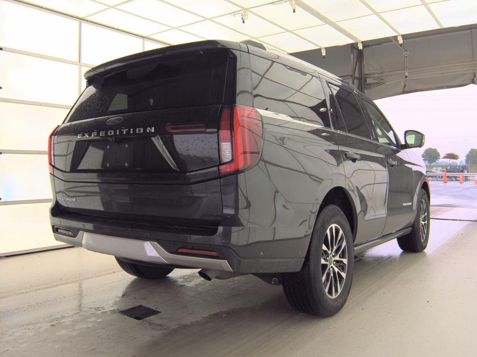 FORD EXPEDITION - 6