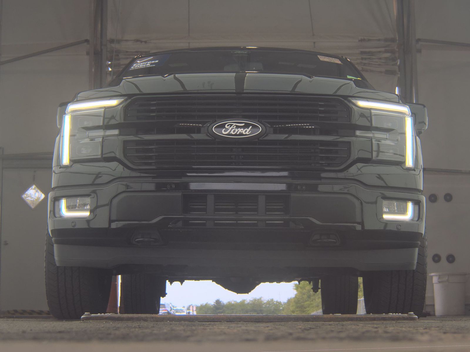 FORD F-150 - 4