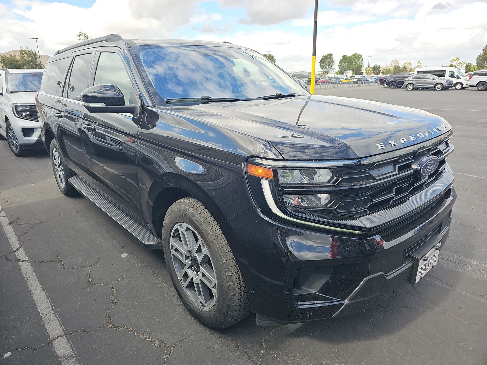 FORD EXPEDITION MAX - 4