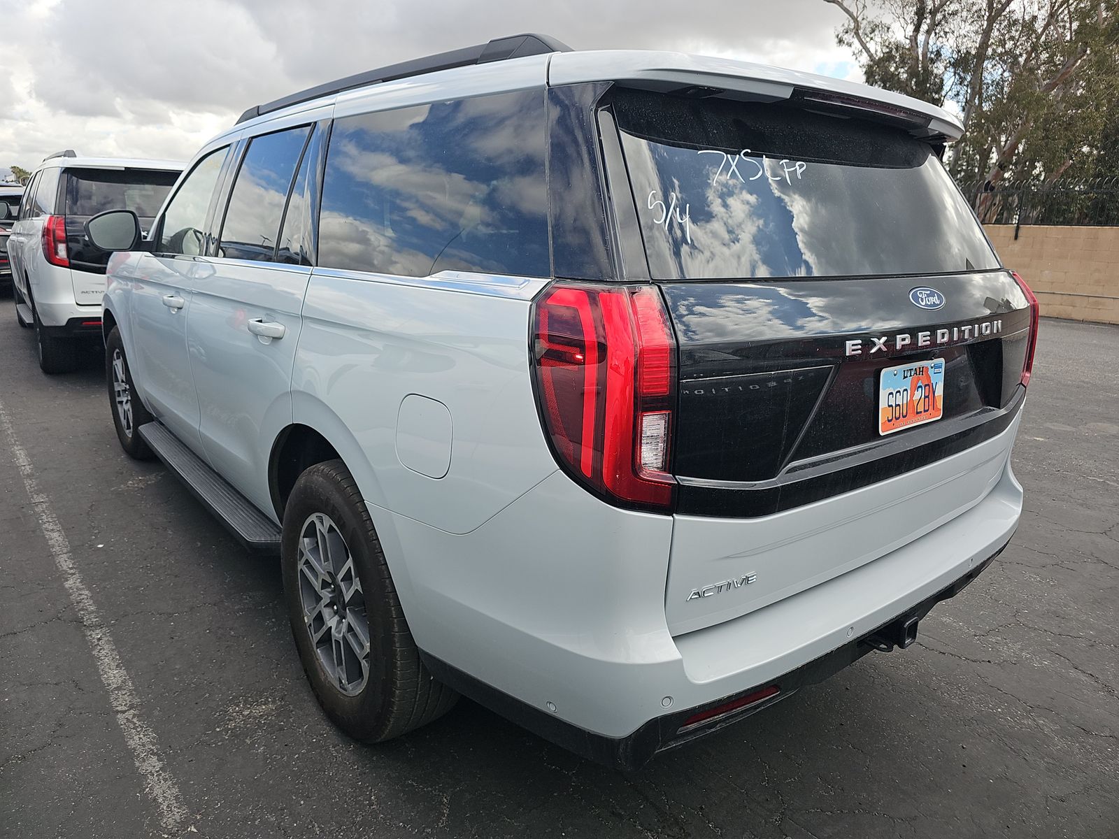 FORD EXPEDITION - 7