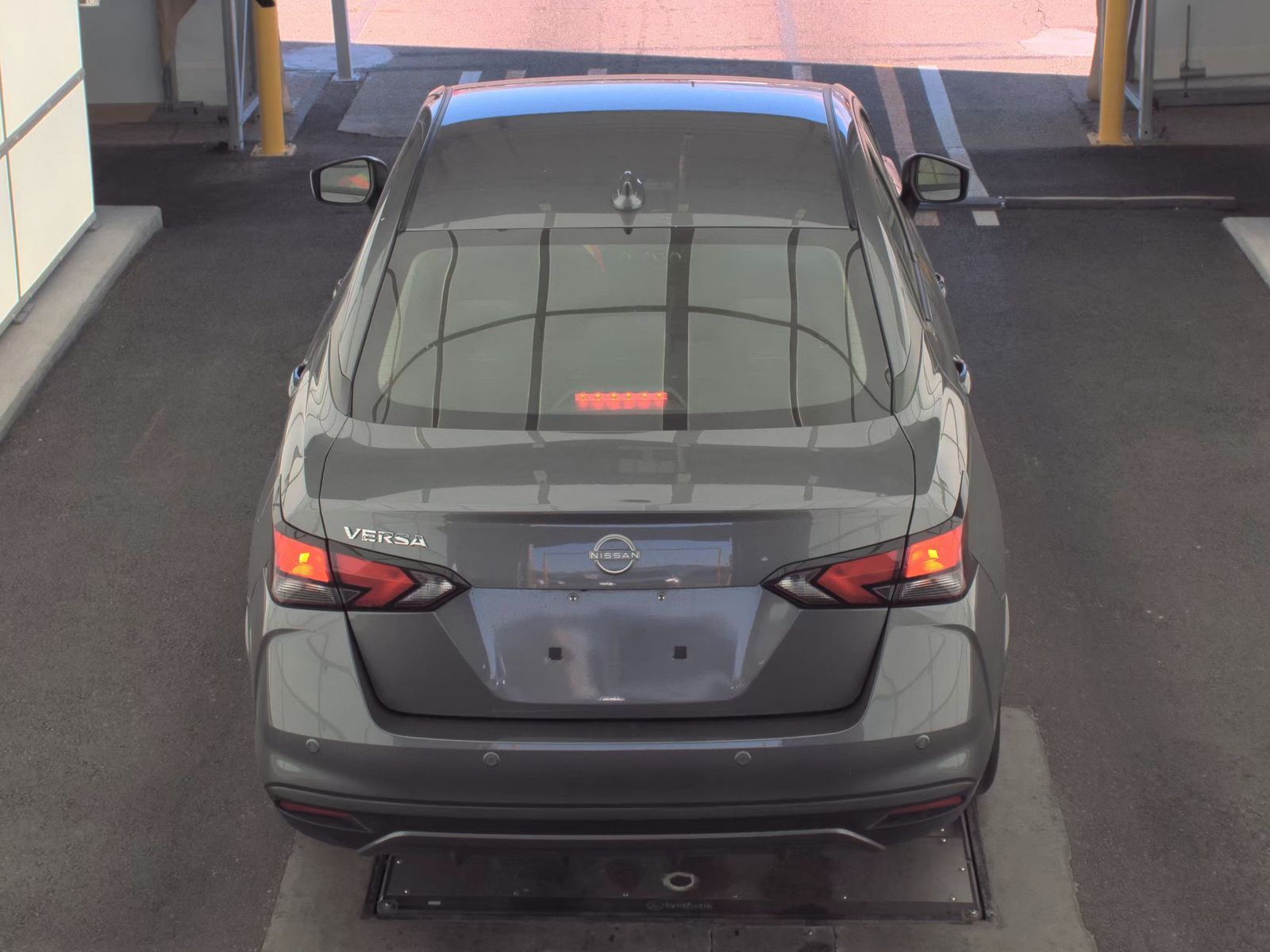 NISSAN VERSA - 7