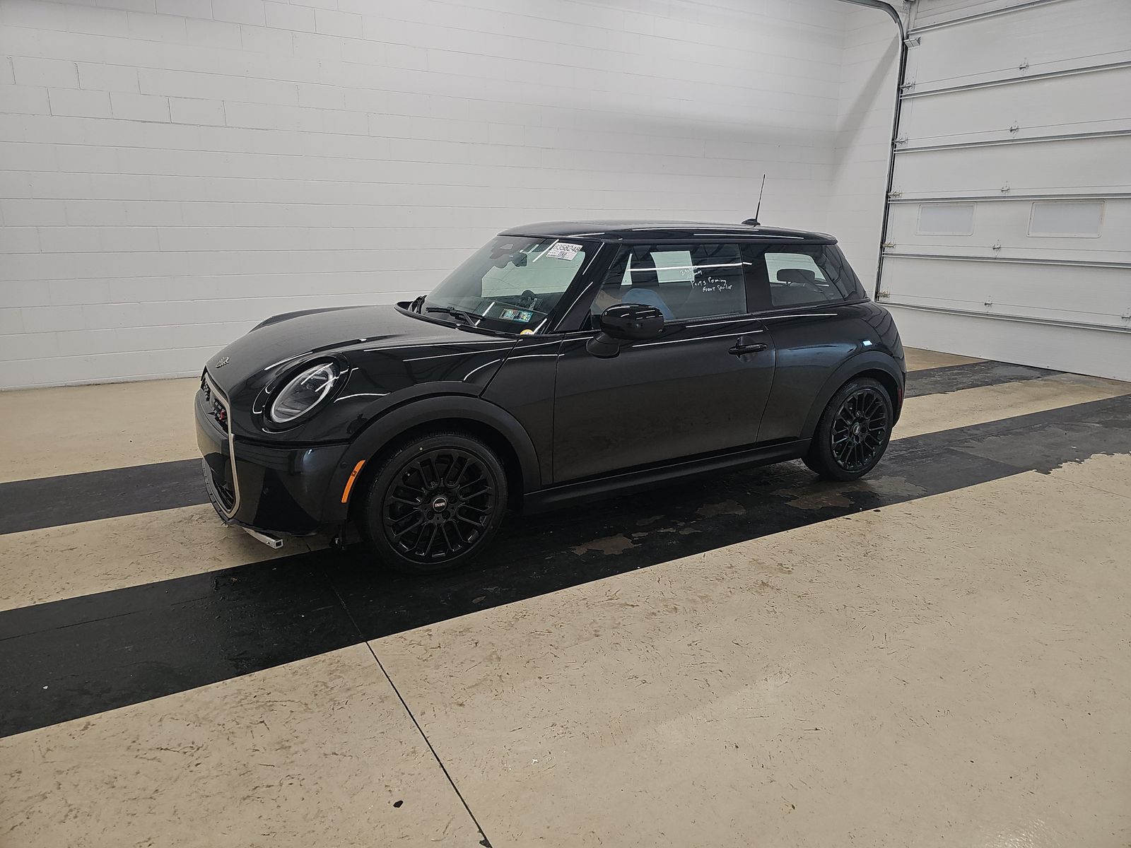 2025 MINI Hardtop Cooper S Signature's photo