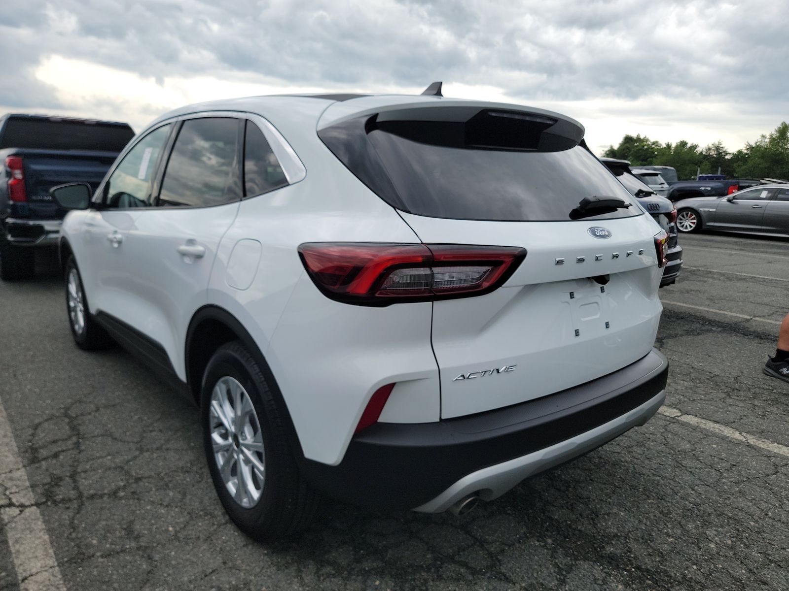 FORD ESCAPE - 7