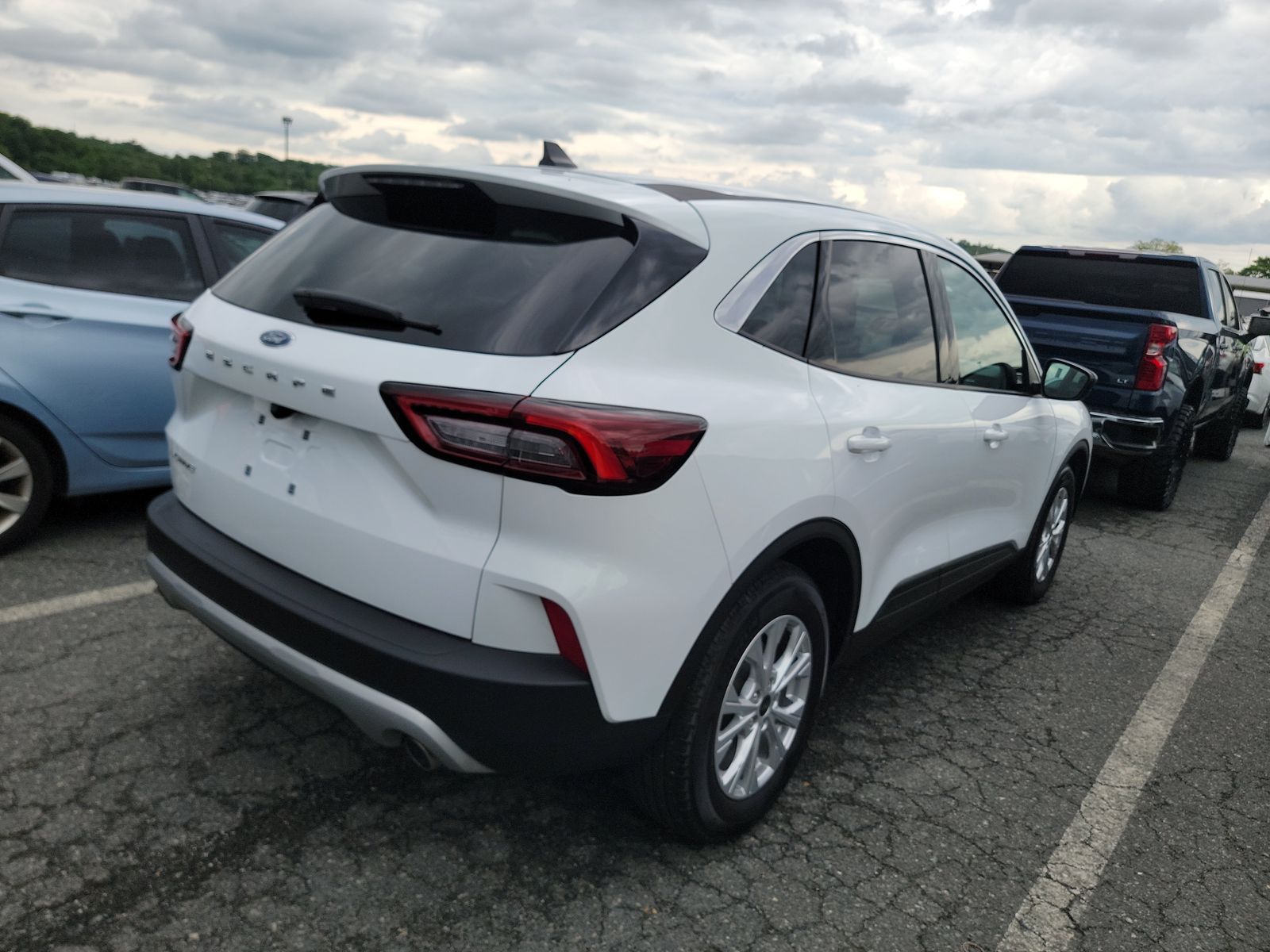FORD ESCAPE - 5