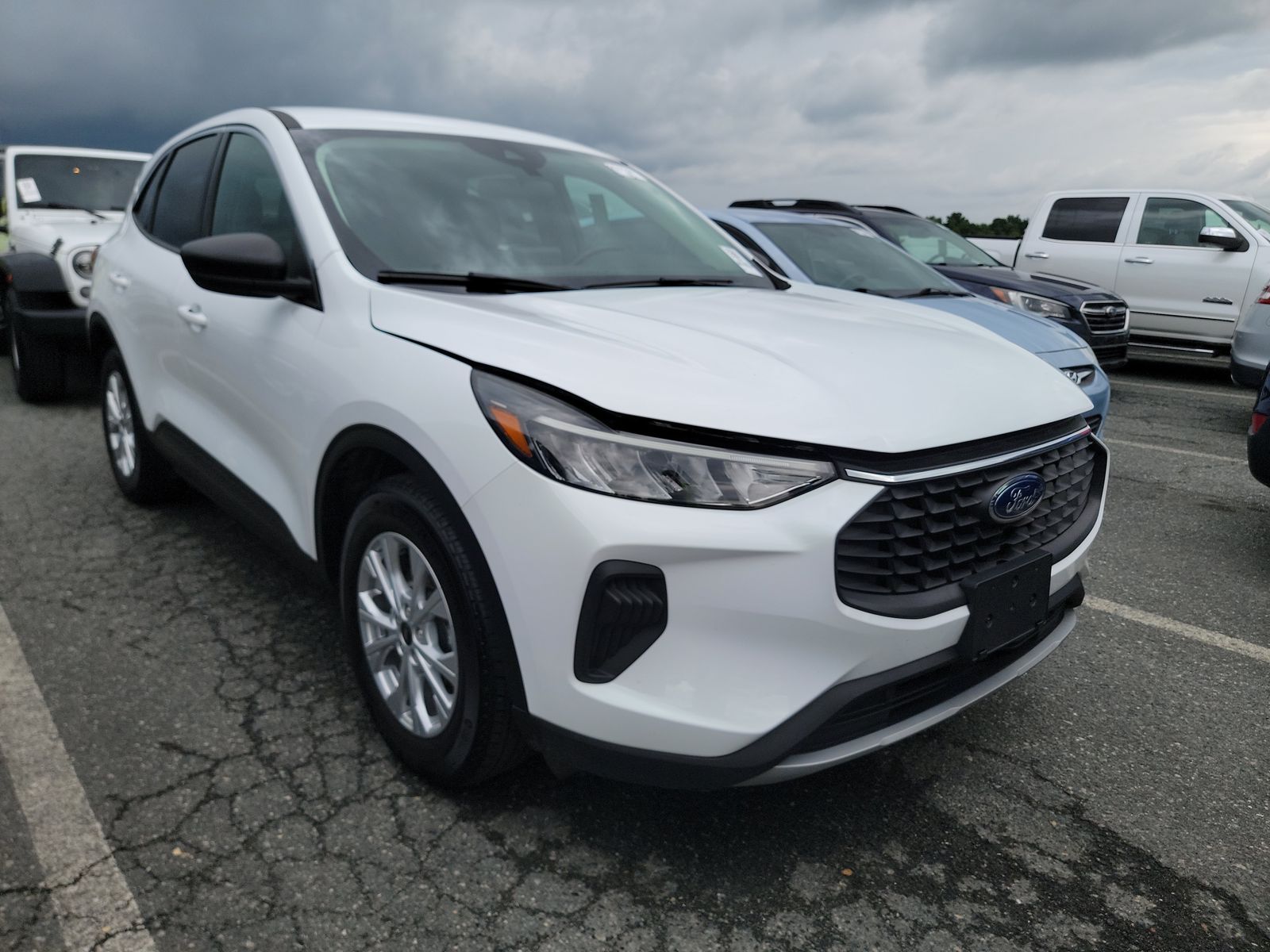 FORD ESCAPE - 4