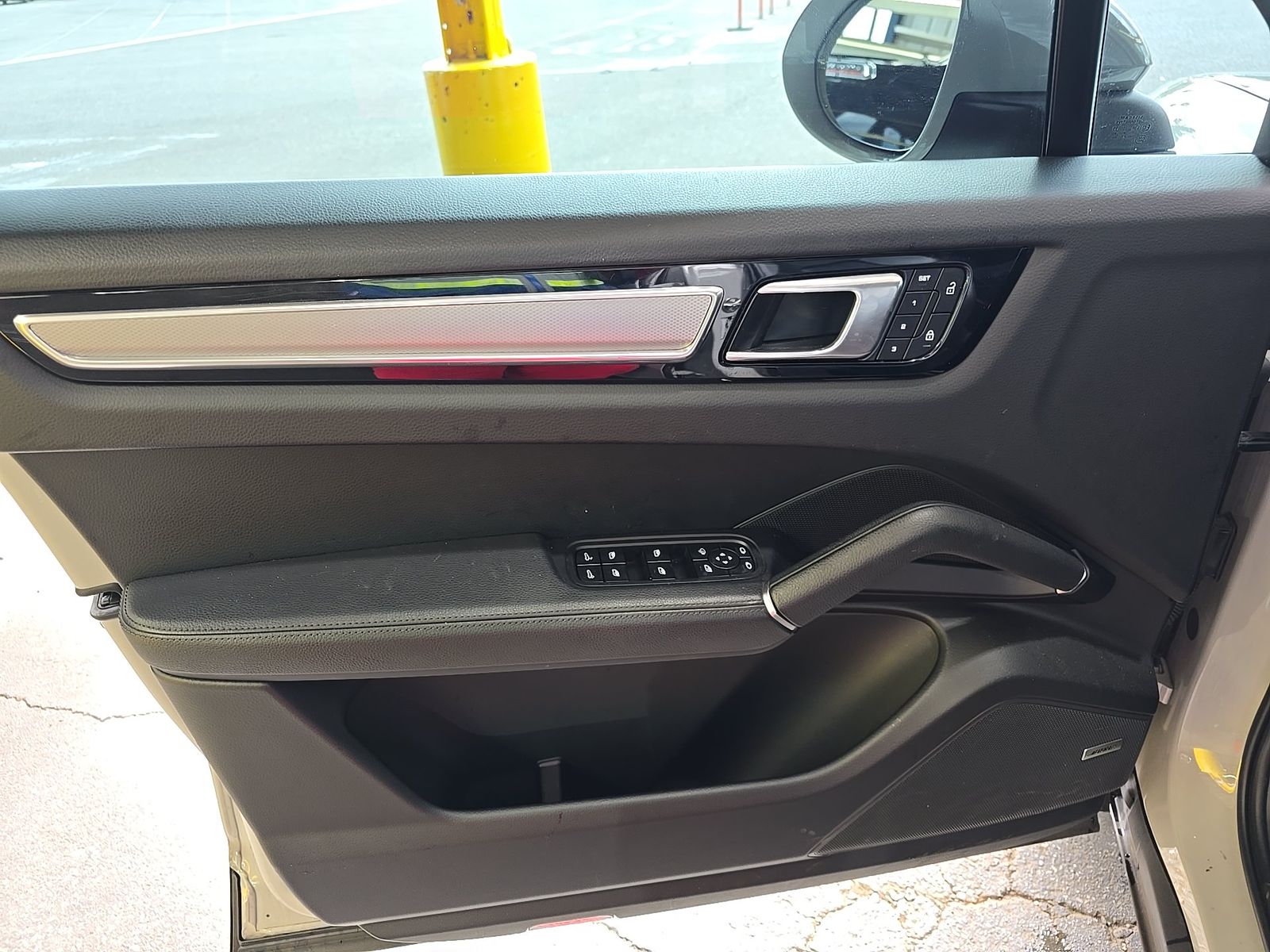 PORSCHE CAYENNE - 10