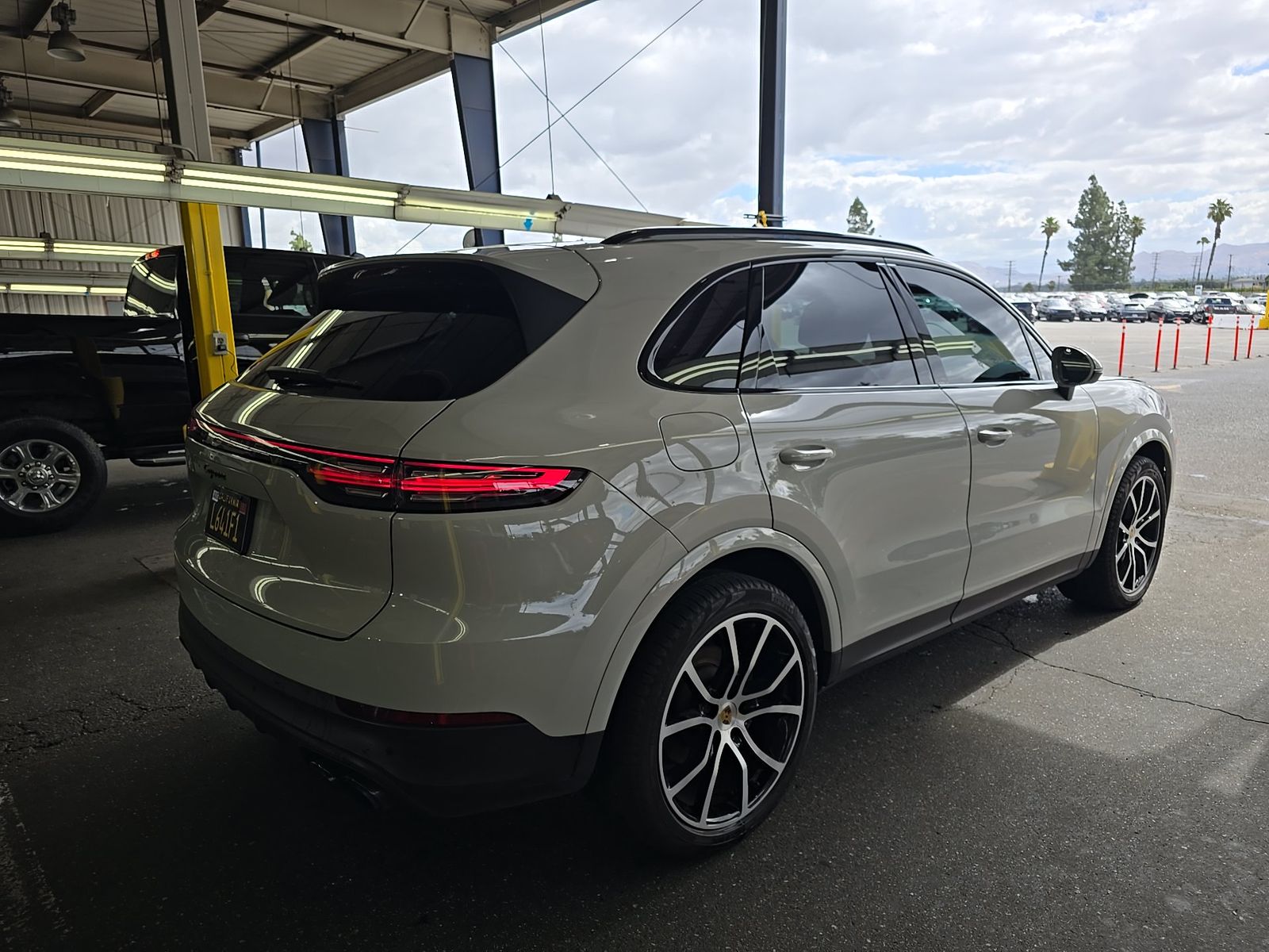PORSCHE CAYENNE - 5