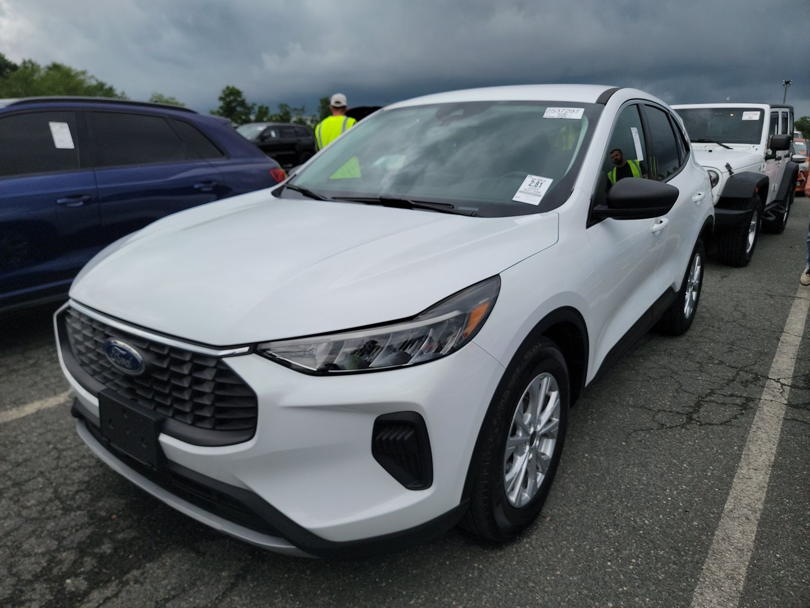 FORD ESCAPE - 1