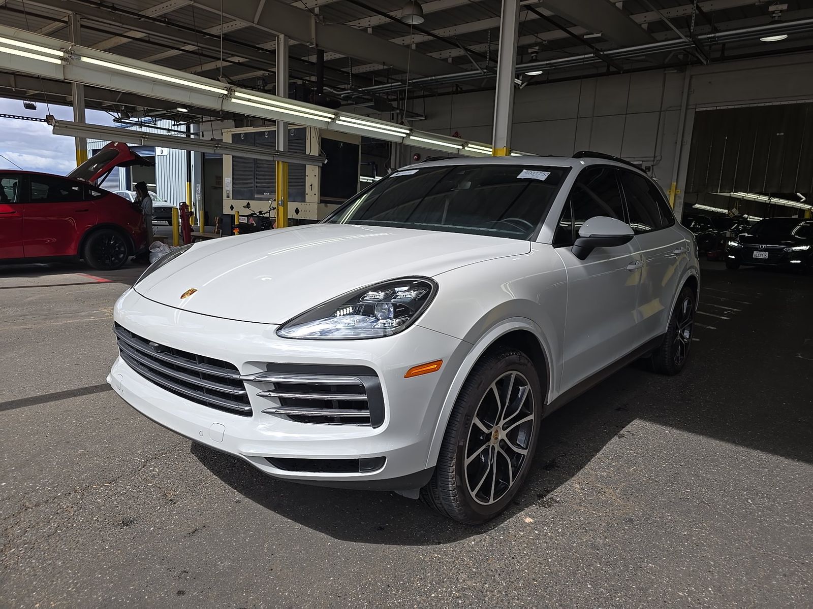 PORSCHE CAYENNE - 1