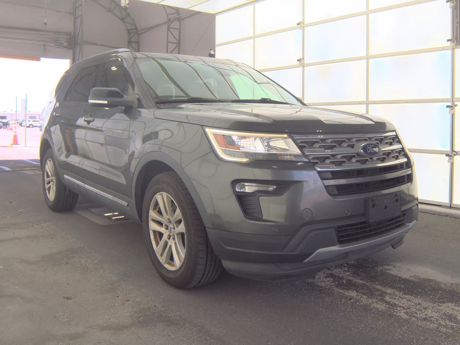 FORD EXPLORER - 5