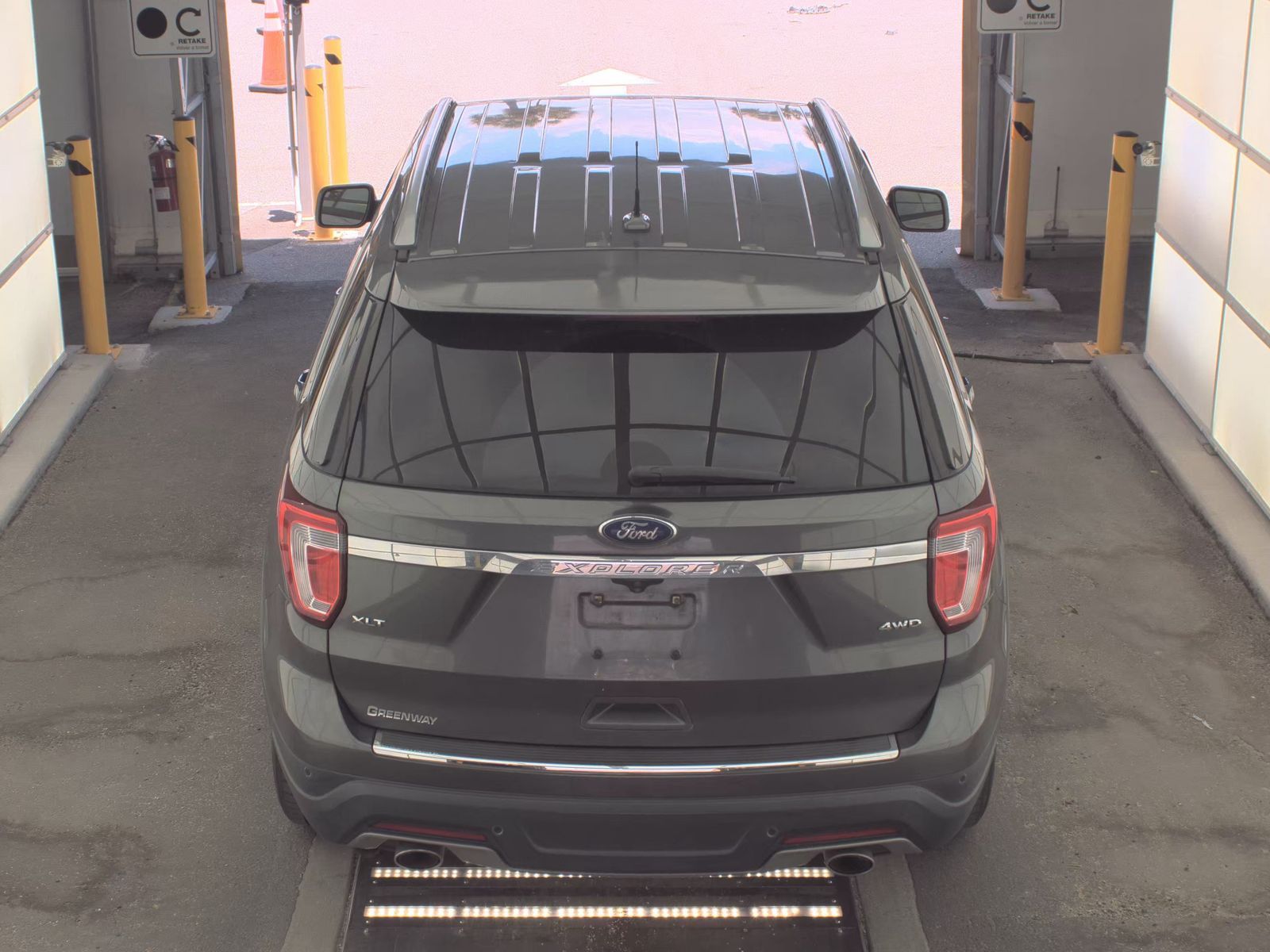 FORD EXPLORER - 7