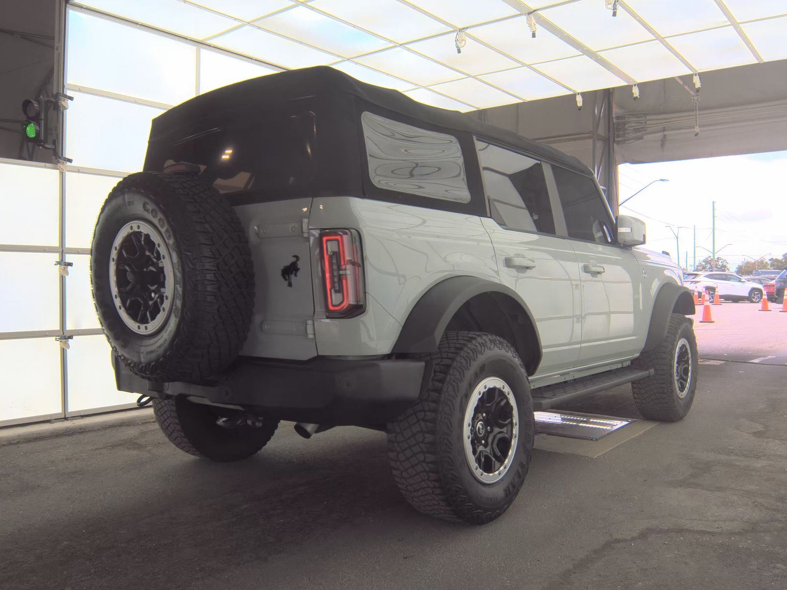 FORD BRONCO - 6