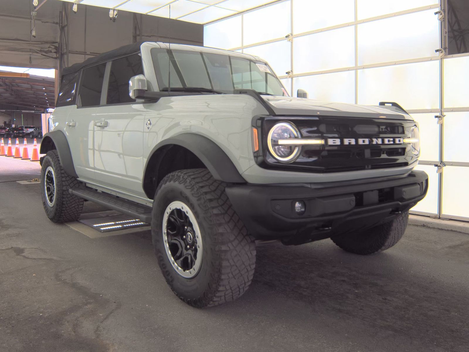 FORD BRONCO - 5