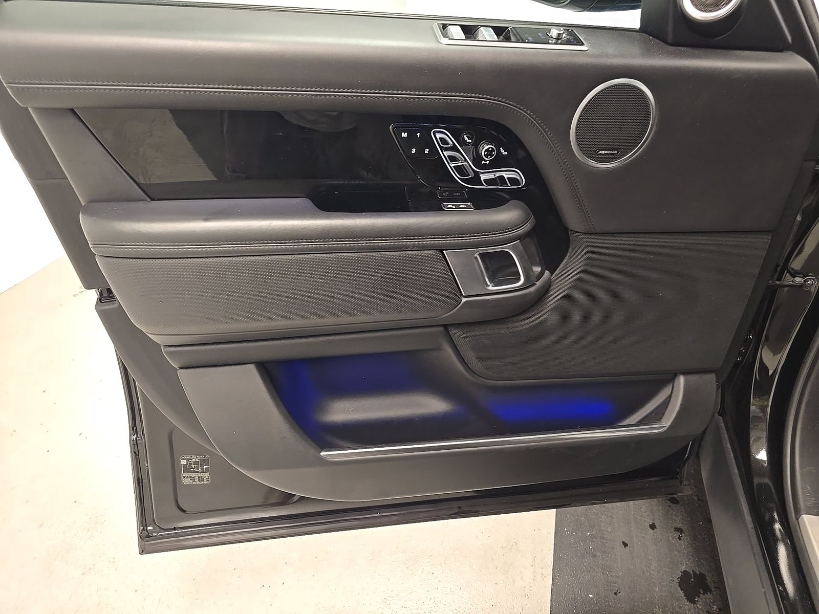 LAND ROVER RANGE ROVER - 10