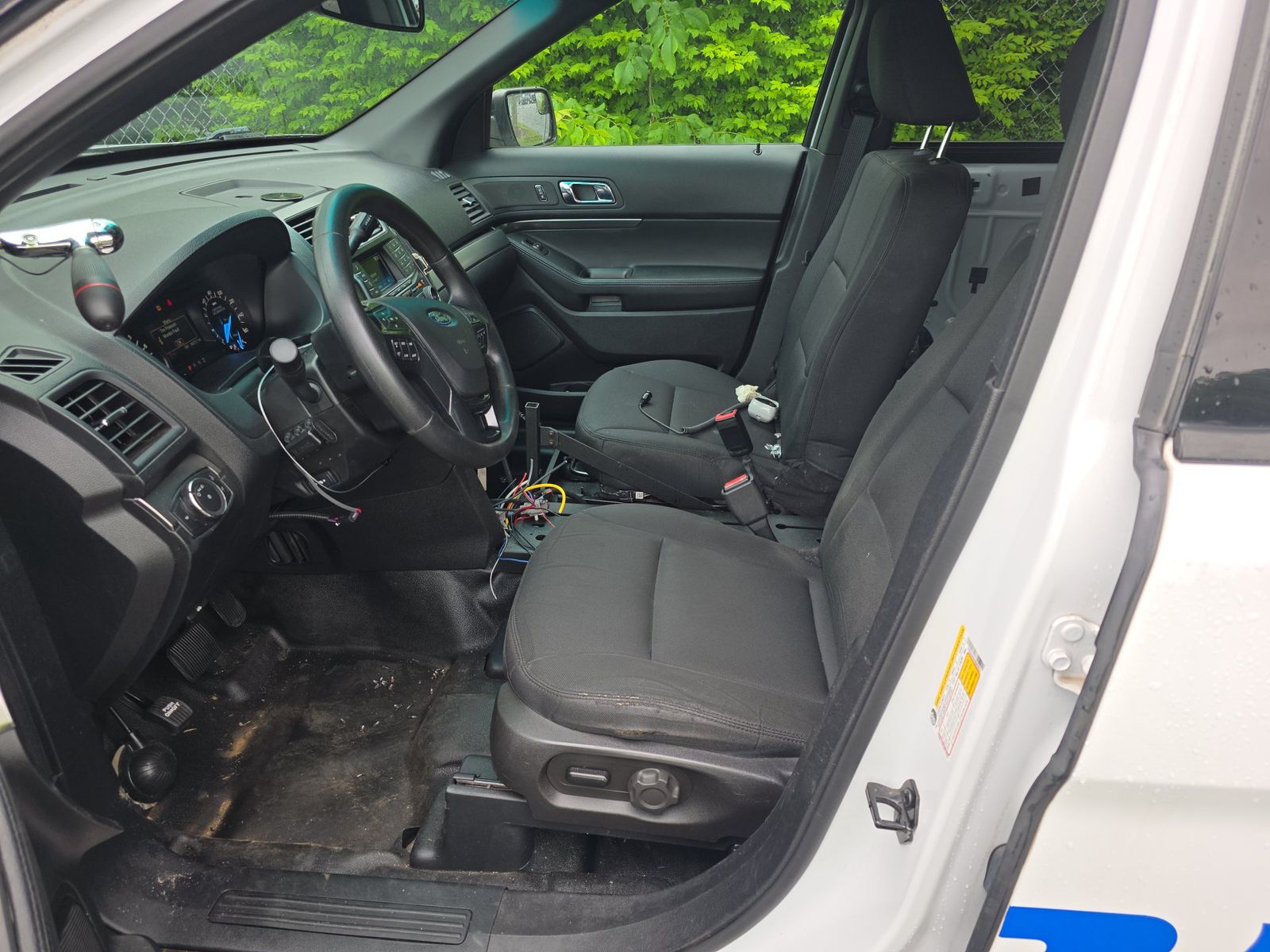 FORD POLICE INTERCEPTOR UTILITY - 8