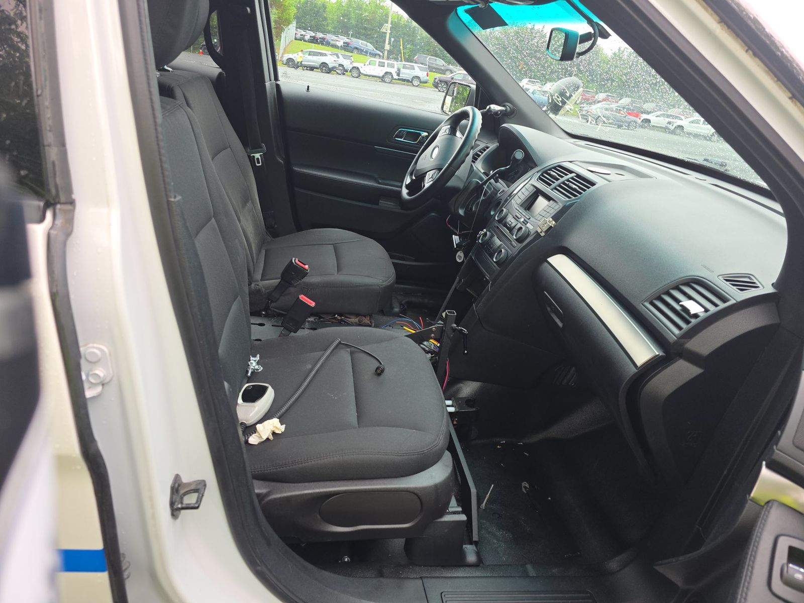 FORD POLICE INTERCEPTOR UTILITY - 9