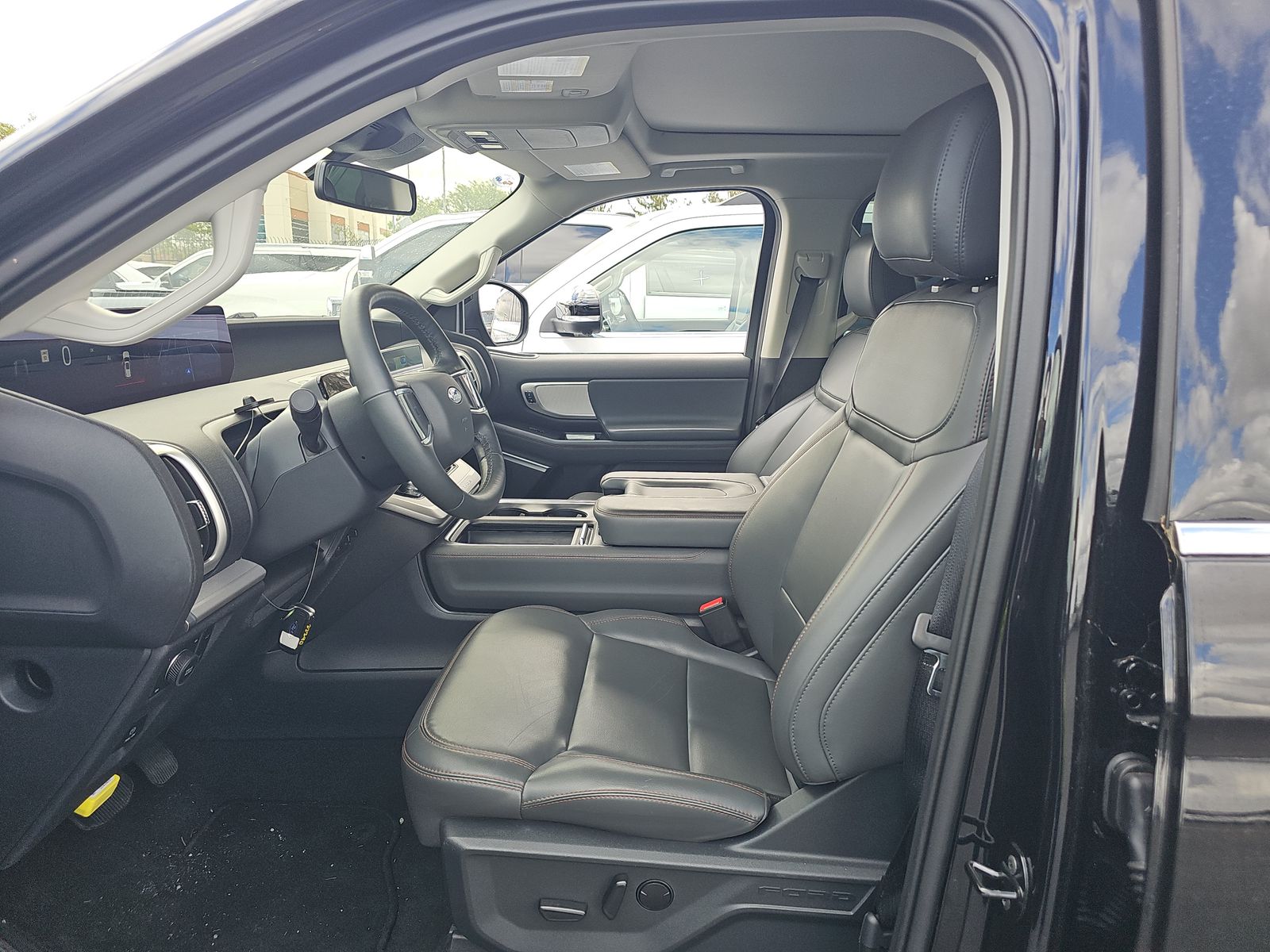 FORD EXPEDITION MAX - 8
