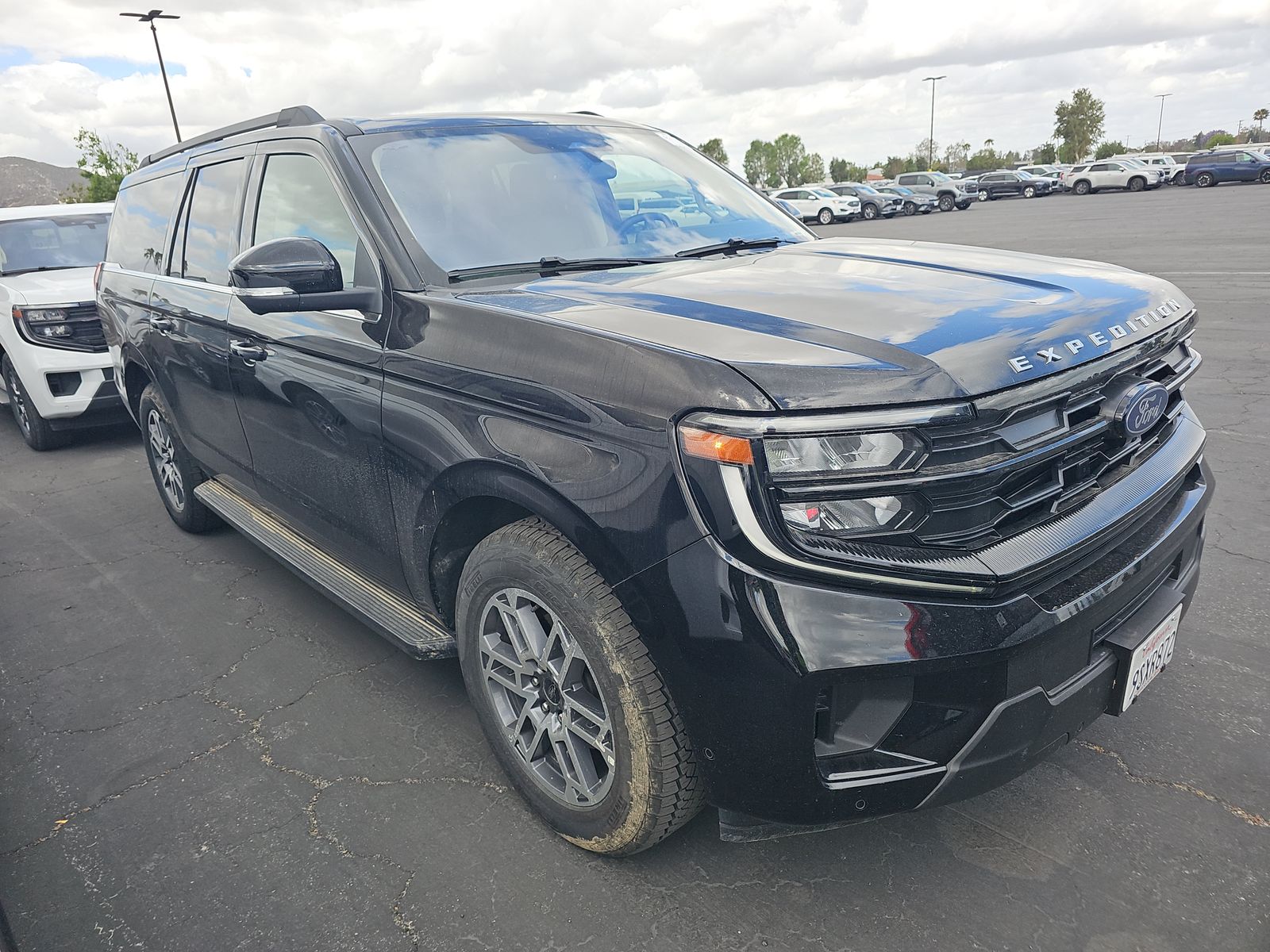 FORD EXPEDITION MAX - 4