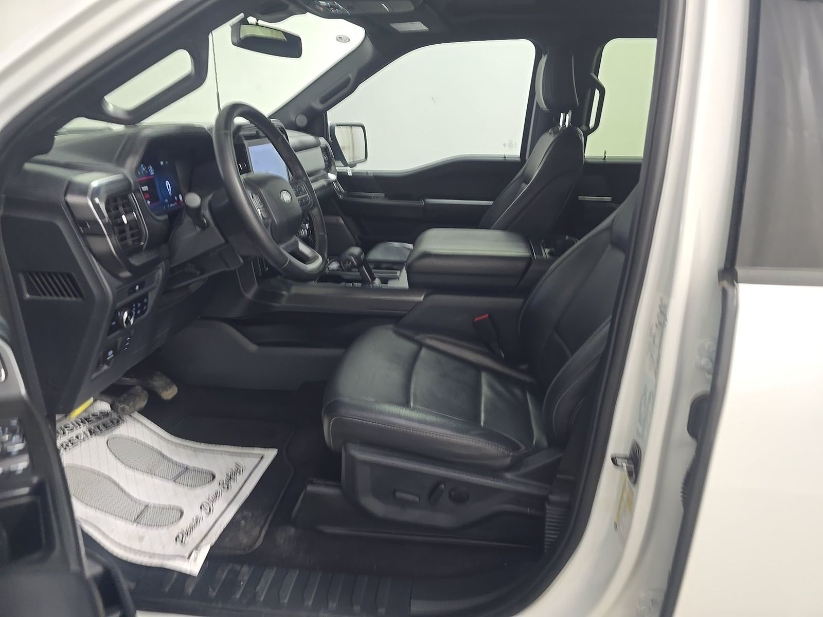 FORD F-150 - 8