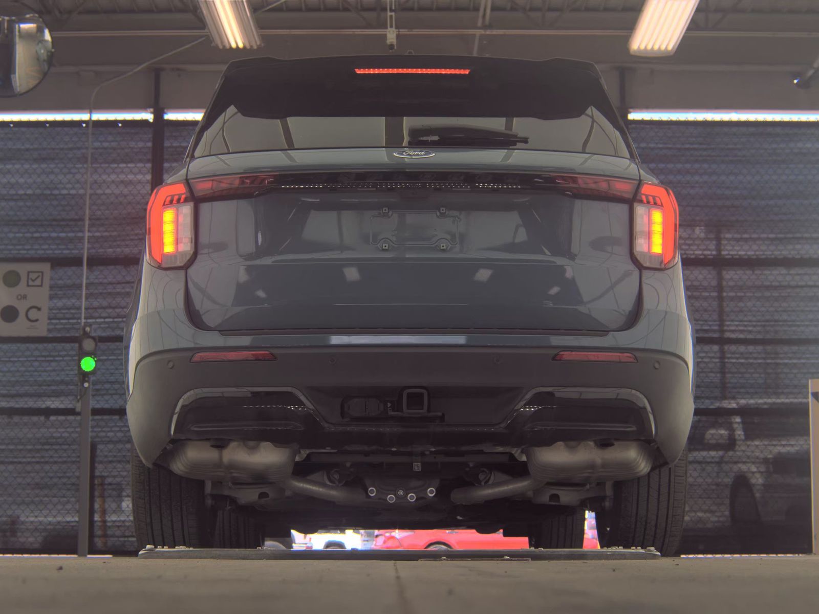 FORD EXPLORER - 8