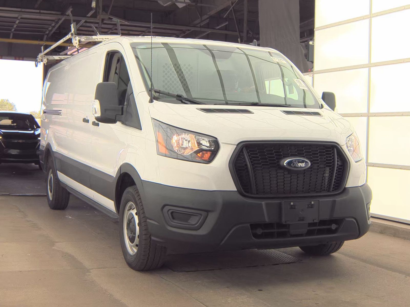 FORD TRANSIT 150 - 5