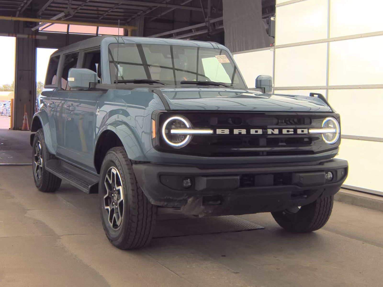 FORD BRONCO - 5