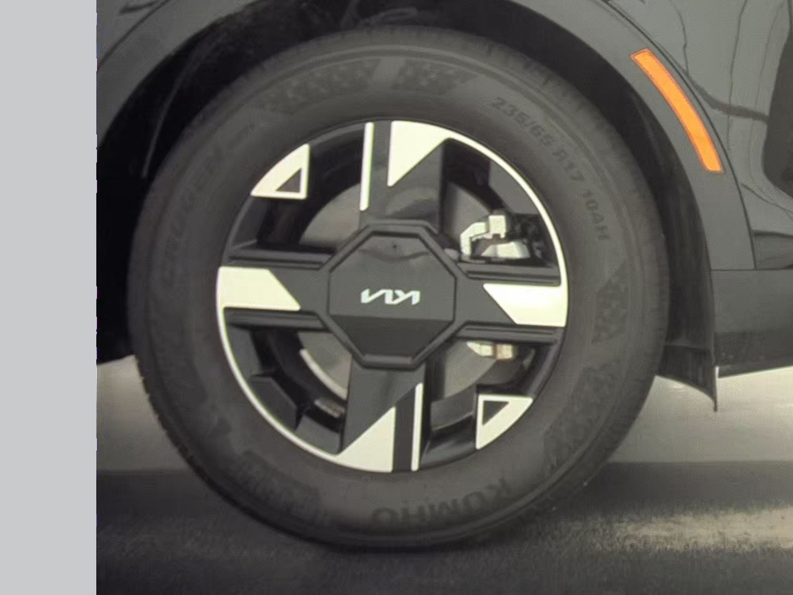 2026 Kia Sportage LX FWD