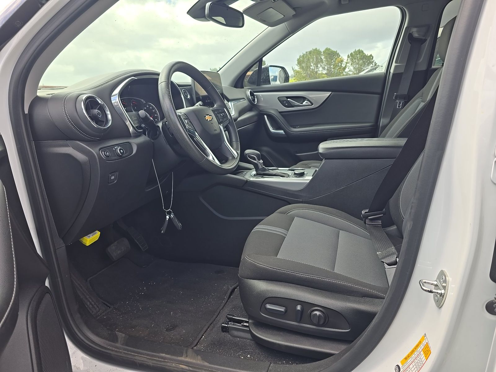 CHEVROLET BLAZER - 8