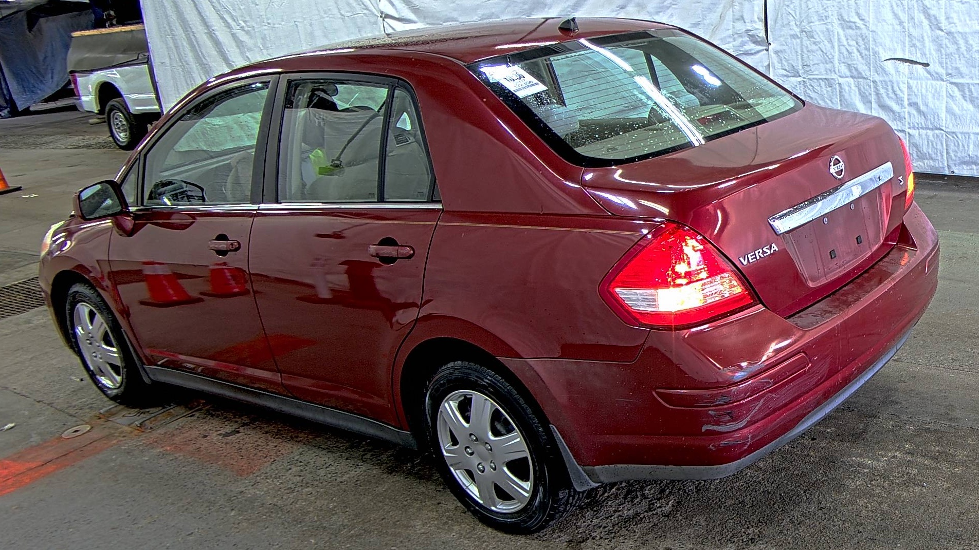 NISSAN VERSA - 7
