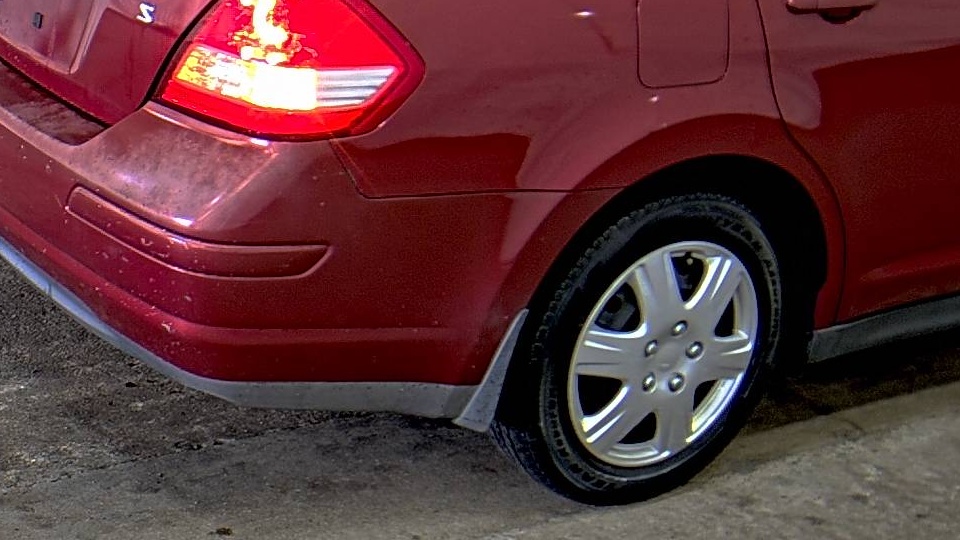 NISSAN VERSA - 10