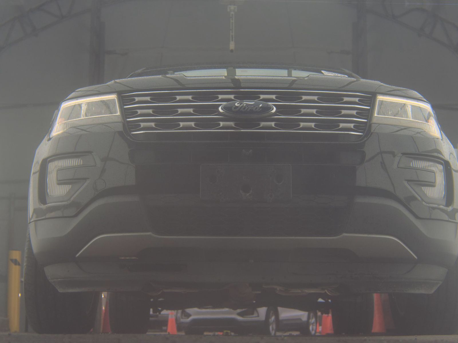 FORD EXPLORER - 4