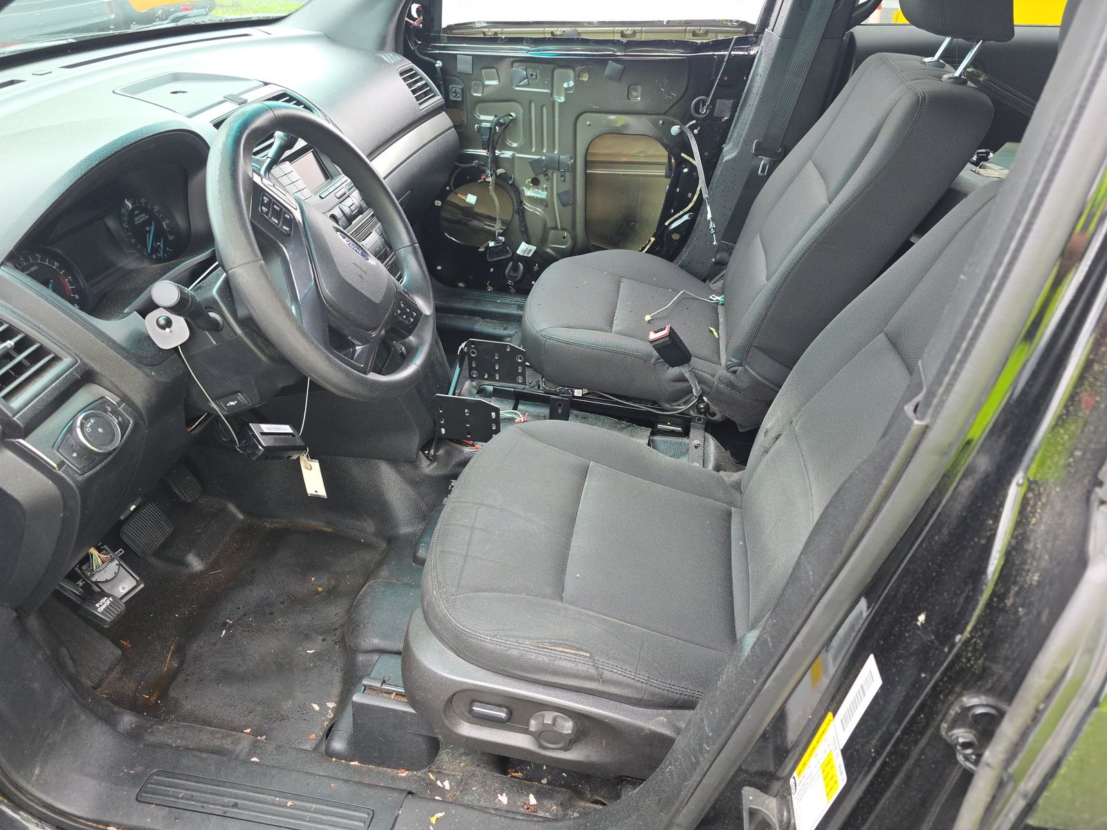 FORD POLICE INTERCEPTOR UTILITY - 8