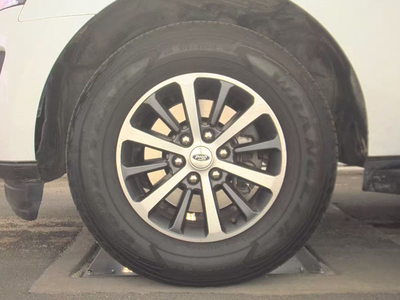 FORD EXPEDITION - 10