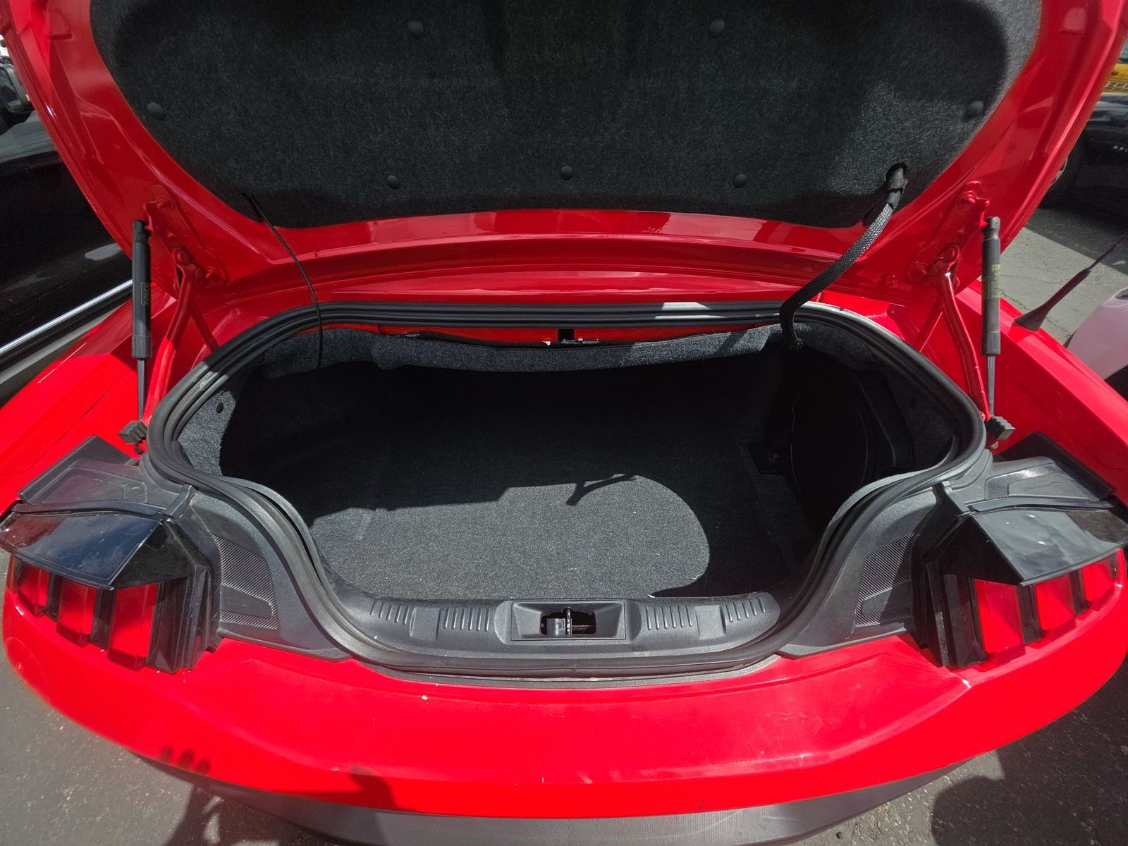 2024 Ford Mustang EcoBoost Premium RWD