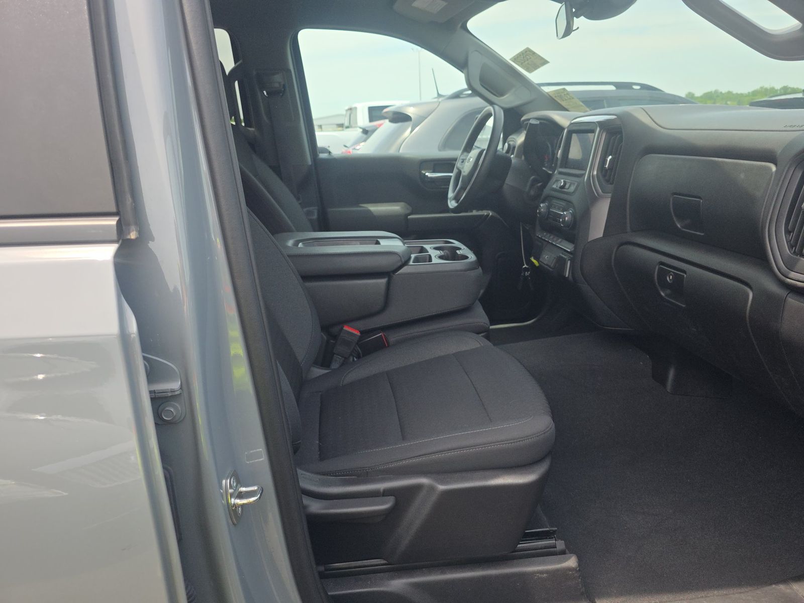 2024 Chevrolet Silverado 1500 Custom AWD