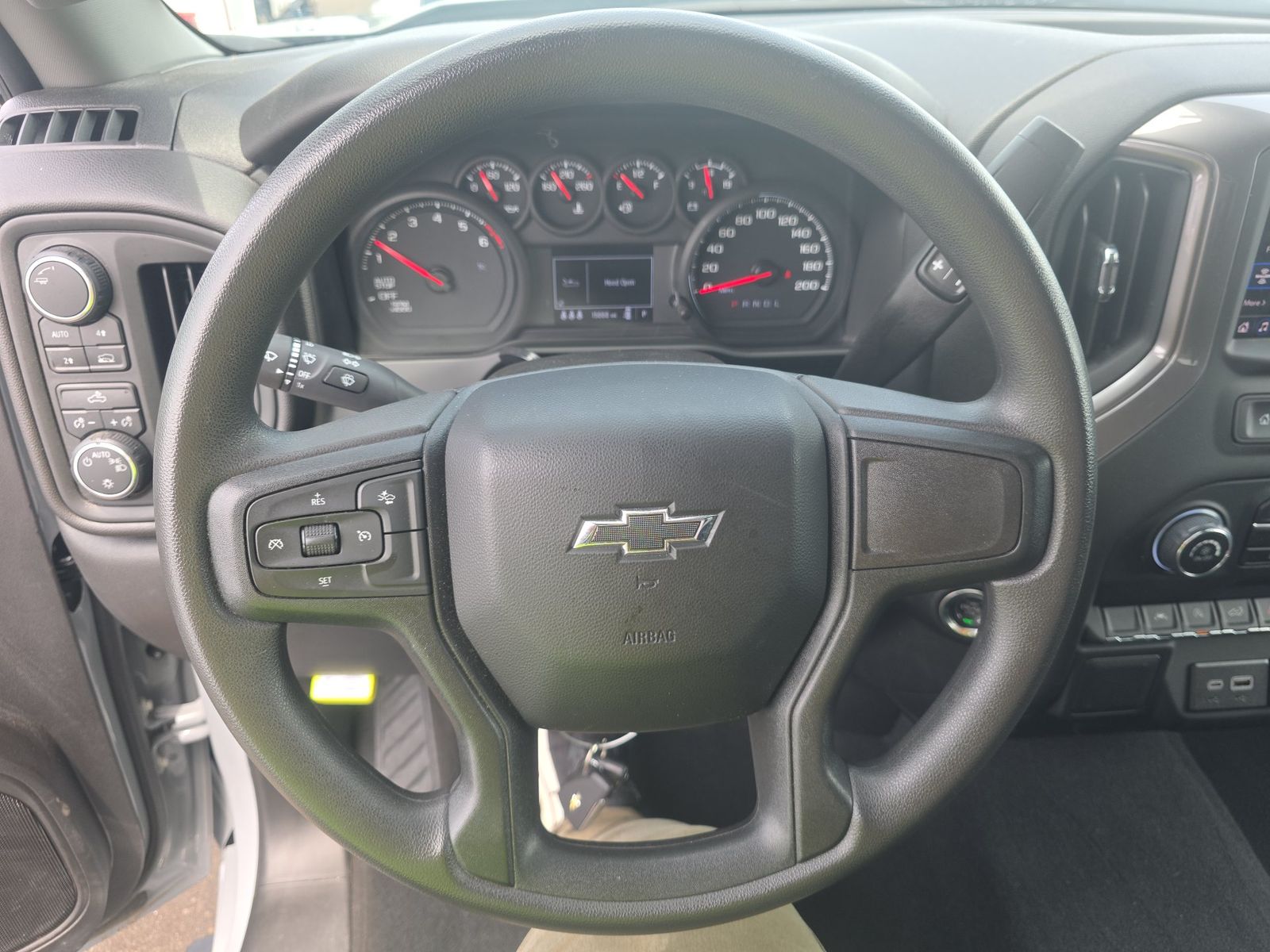 2024 Chevrolet Silverado 1500 Custom AWD