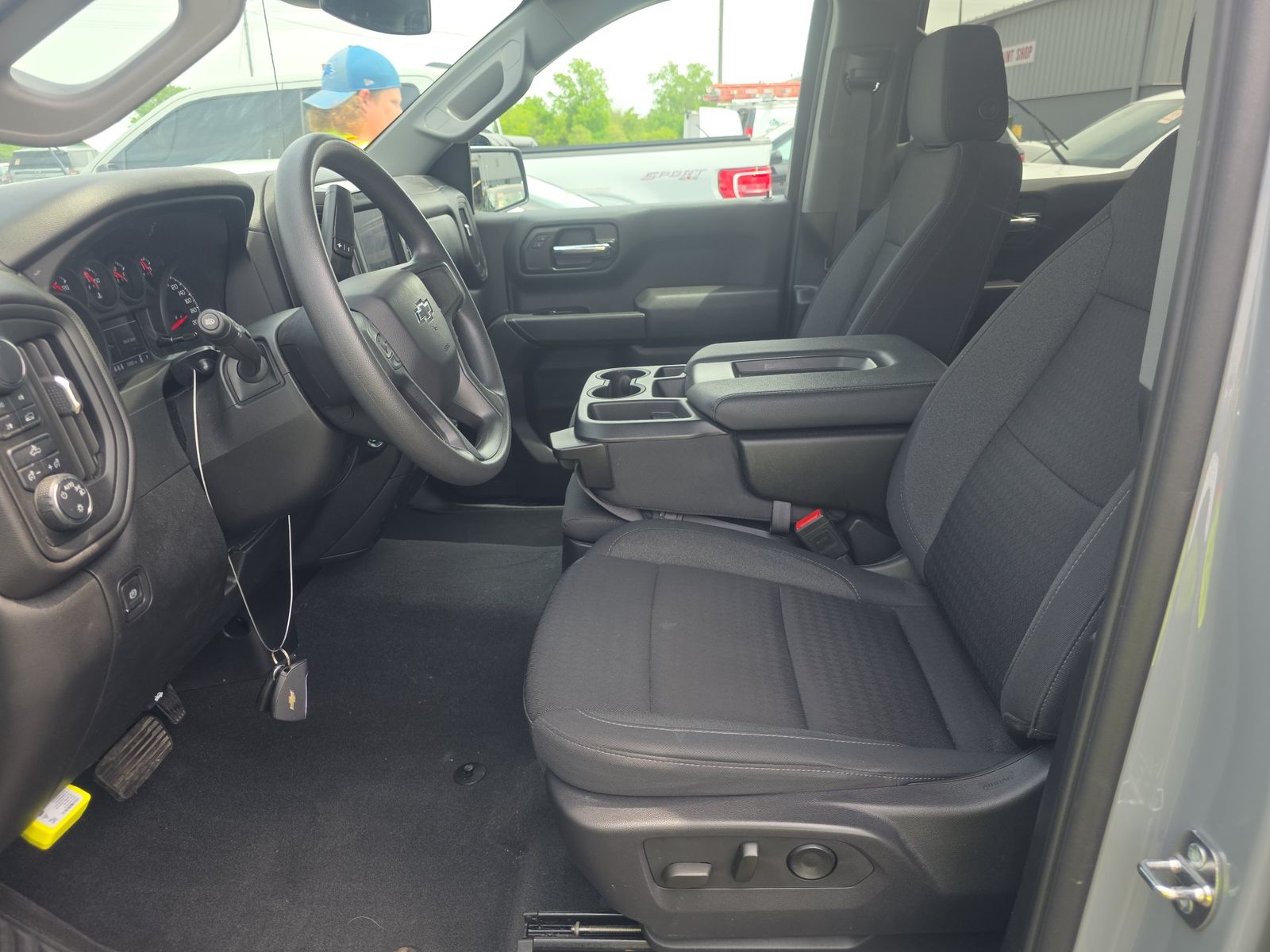 2024 Chevrolet Silverado 1500 Custom AWD