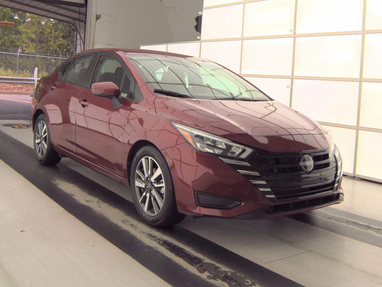 NISSAN VERSA - 5