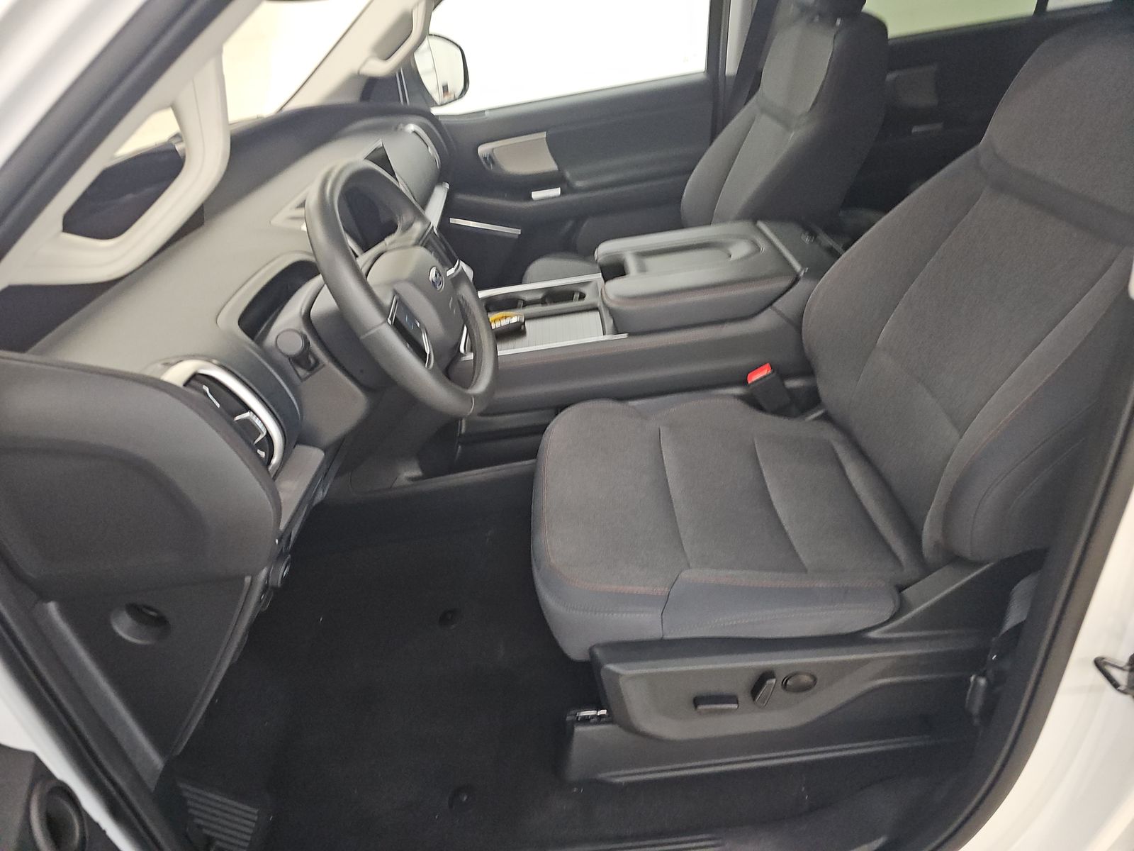 FORD EXPEDITION - 8