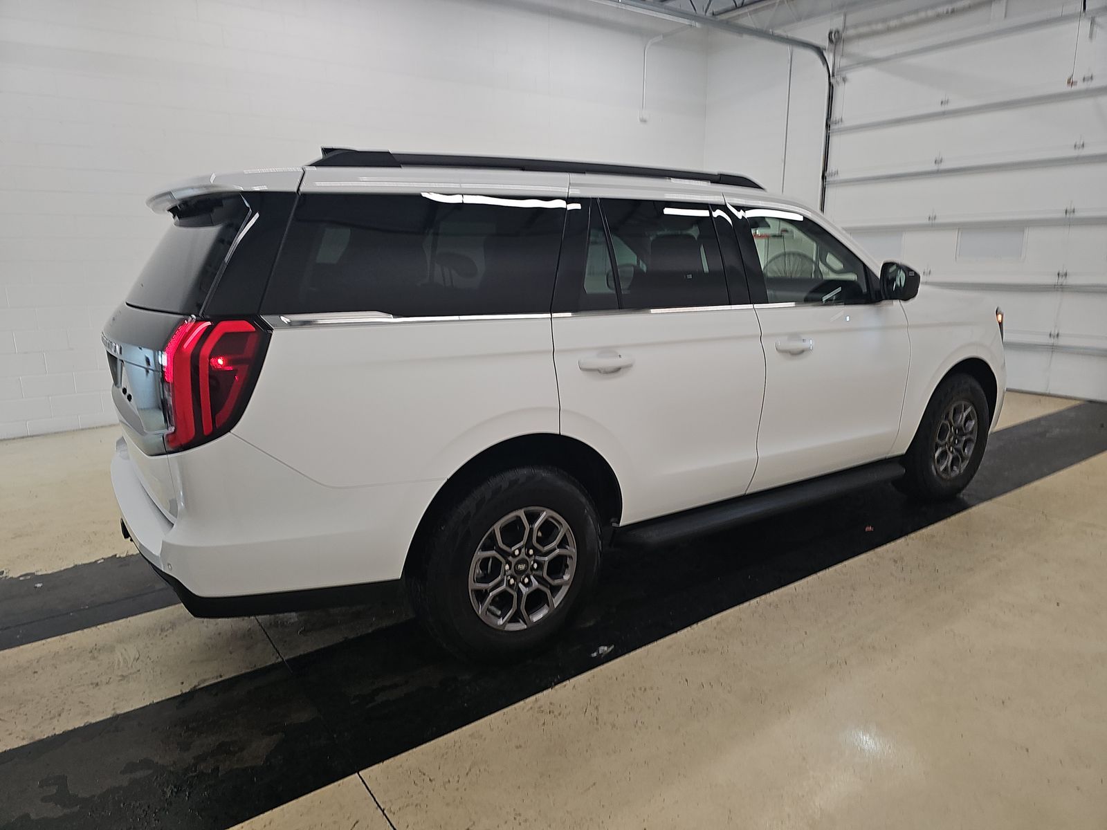 FORD EXPEDITION - 5
