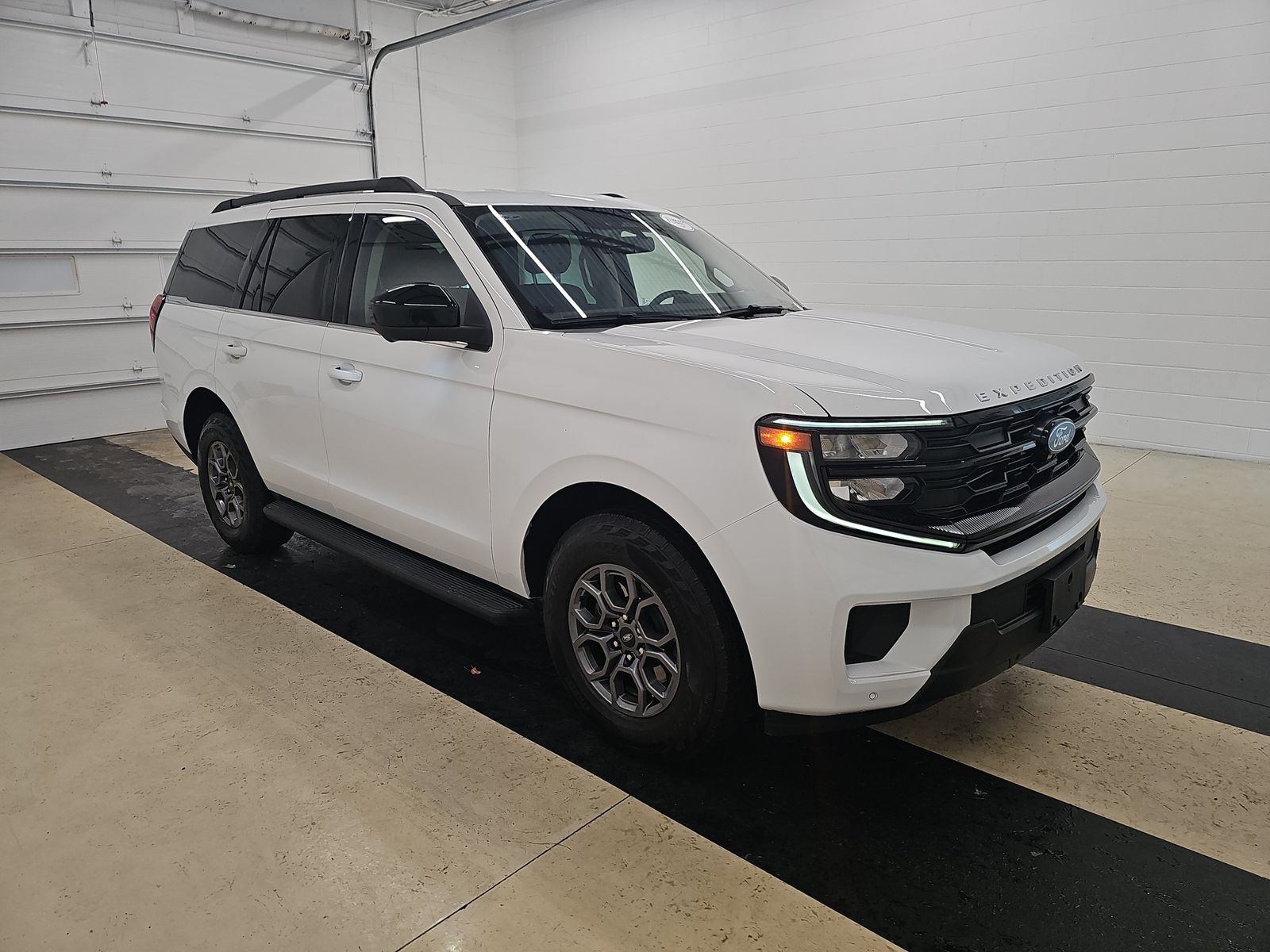 FORD EXPEDITION - 4