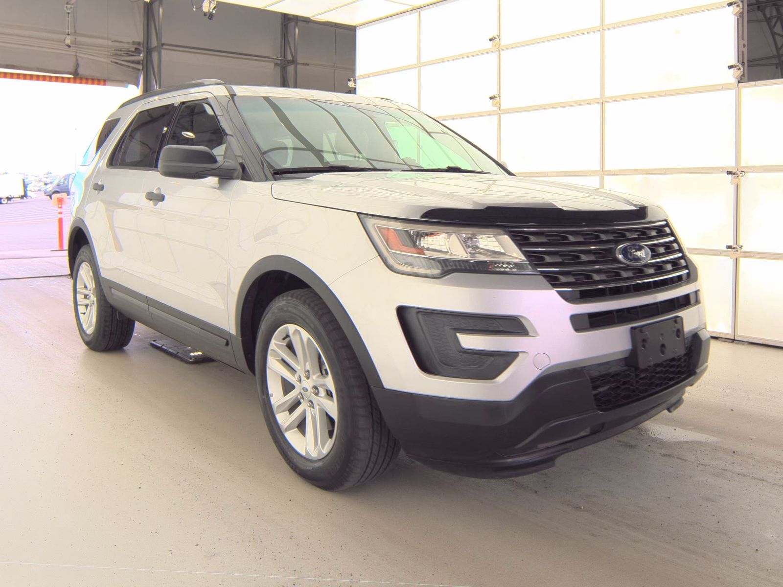 FORD EXPLORER - 5