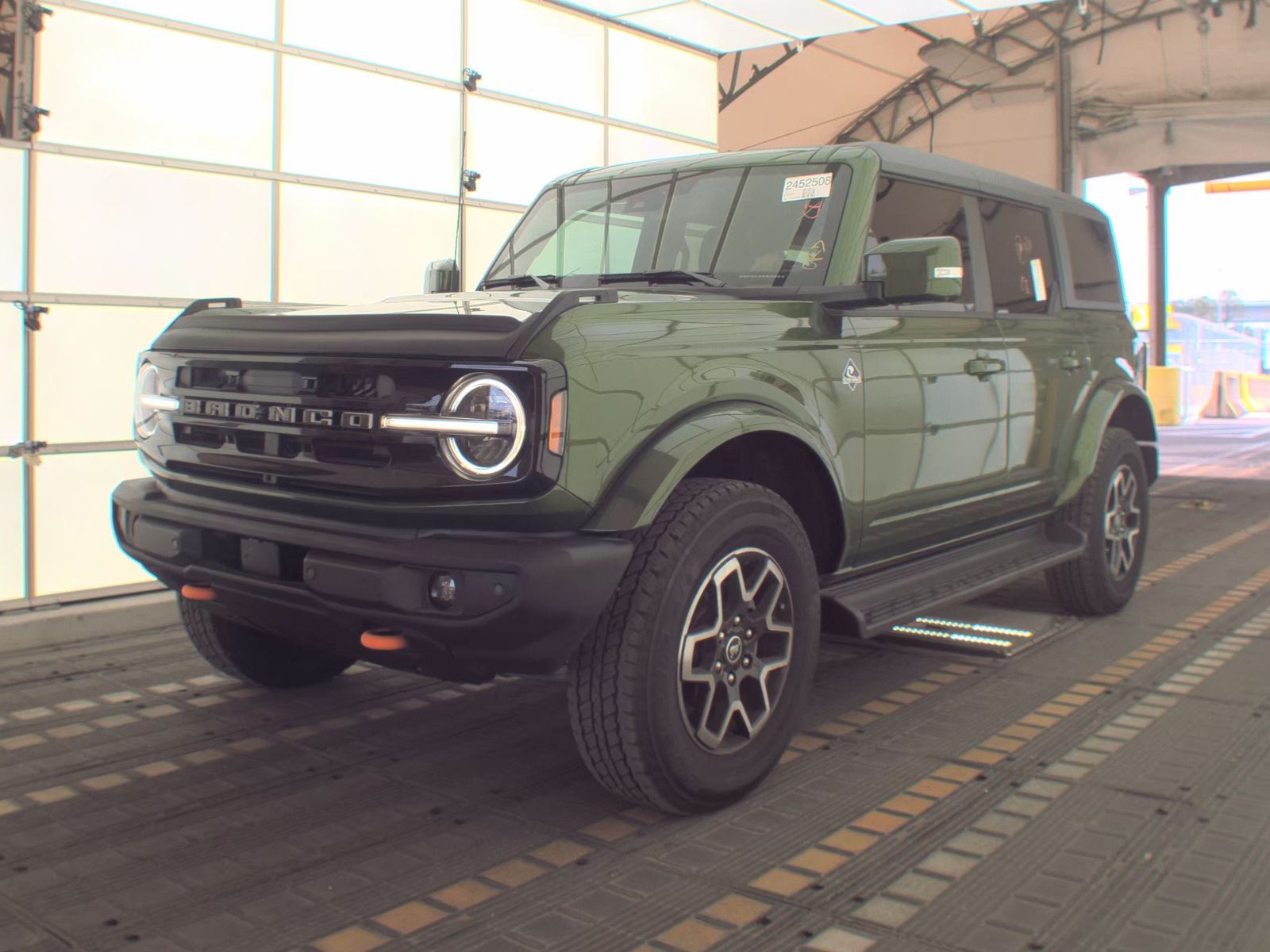 FORD BRONCO - 1