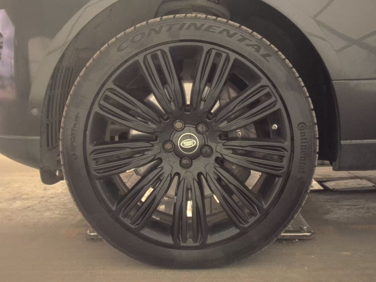 LAND ROVER RANGE ROVER - 10