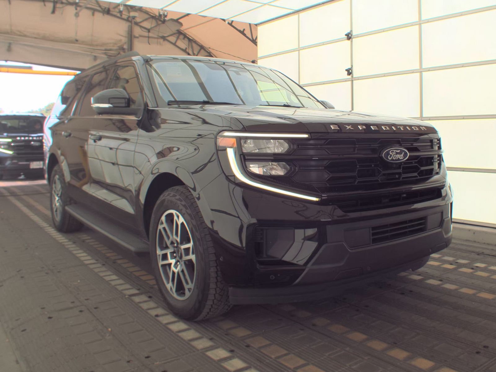 FORD EXPEDITION MAX - 5