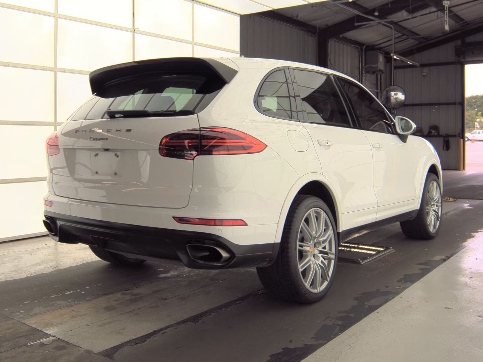 PORSCHE CAYENNE - 6